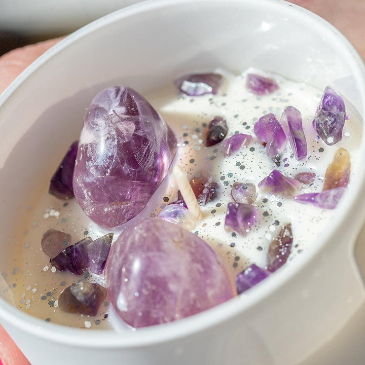 Amethyst Crystal Candle – Focus, Mental Clarity & Relaxation